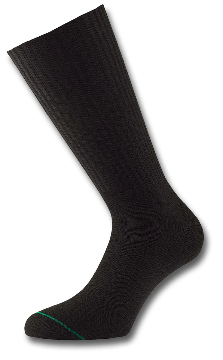 Schwarze 1000 MILE Kampfsocken: Unschlagbarer Komfort für deine Füße. Erobre jeden Weg, jeden Tag!